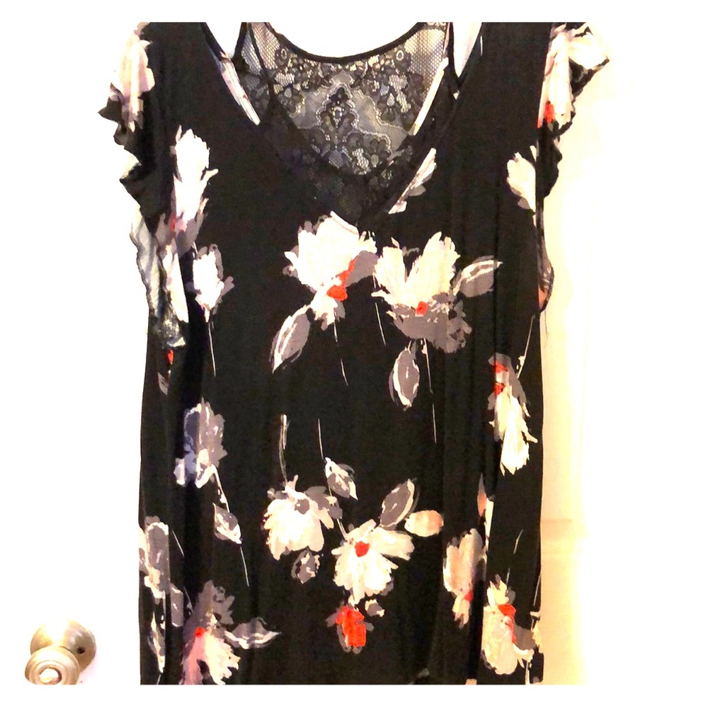 Open shoulder black shirt with flowers